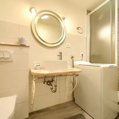 With A Beautiful Sea View - Kate**** *