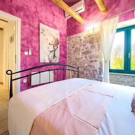 With A Beautiful Sea View - Kate**** *