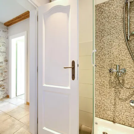 With A Beautiful Sea View - Kate**** Villa *