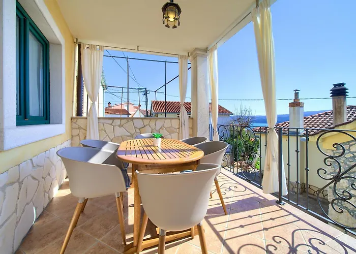 With A Beautiful Sea View - Kate****